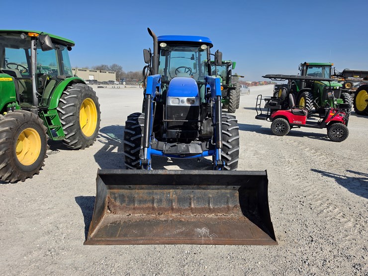 2013-new-holland-ts6.120-image-2