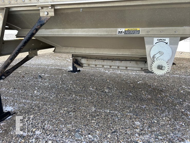 2009-wilson-grain-trailer-image-38