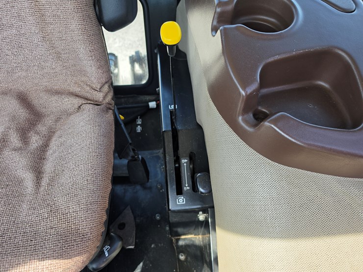 2009-john-deere-5101e-image-20