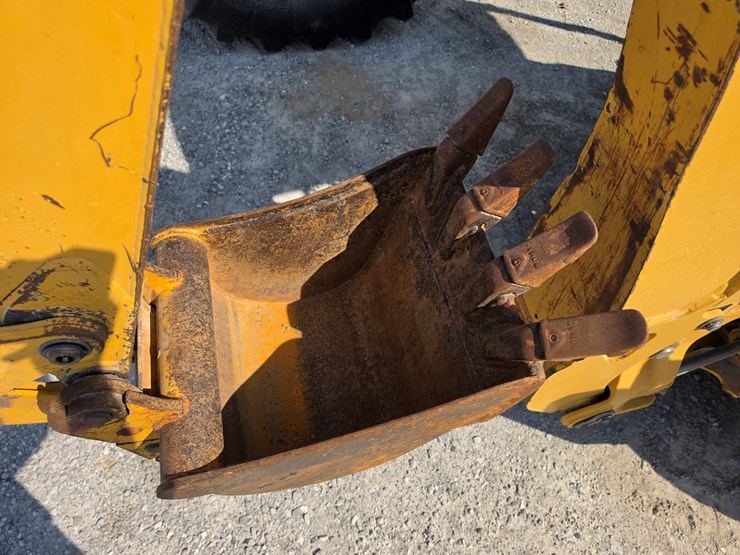 2004-deere-110-image-11