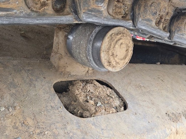 2012-deere-200d-lc-image-39