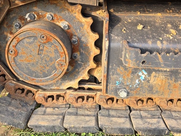 2021-case-cx80c-image-21