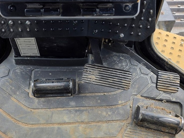 2021-caterpillar-d5-lgp-image-68