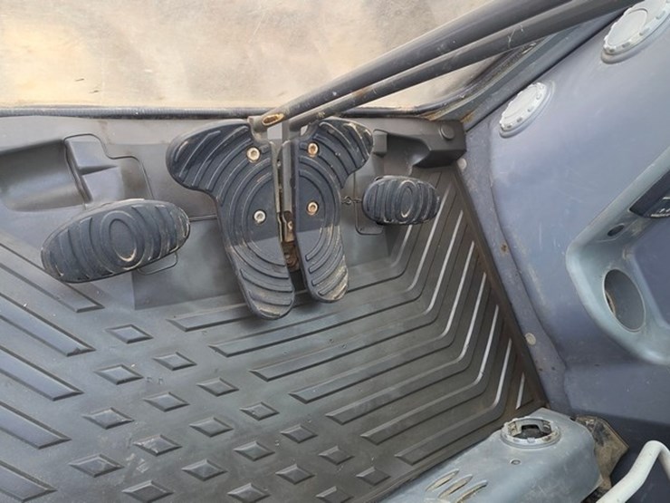 2008-volvo-ecr88-image-61