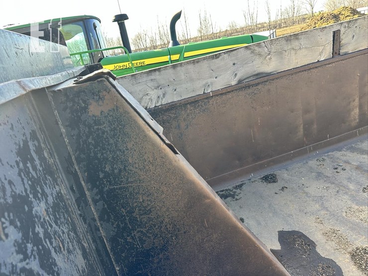 1991-freightliner-fld120-image-37