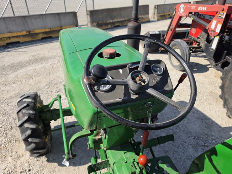 1983-john-deere-1050-image-8