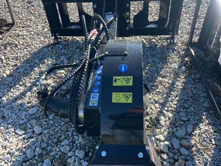 topcat-ecssstg200-stump-grinder-image-1