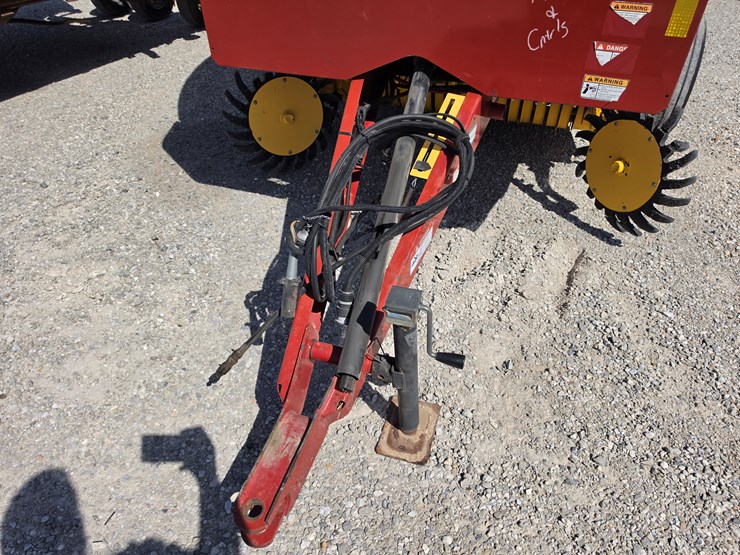 2014-new-holland-450-image-2