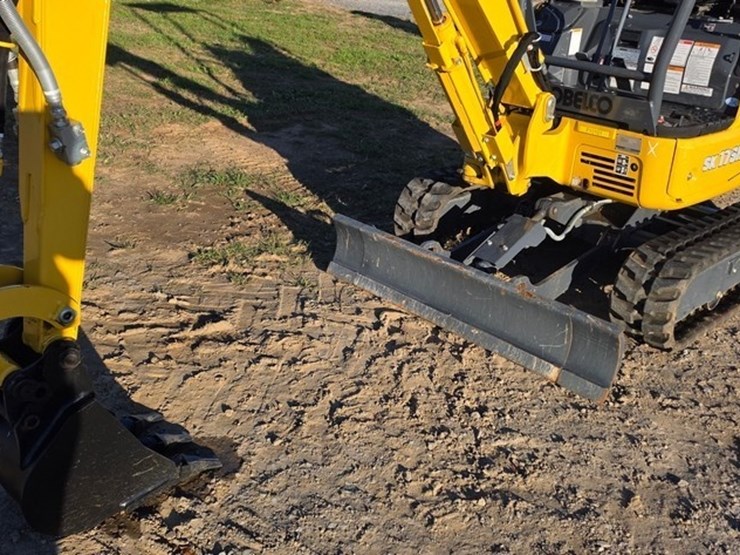 2022-kobelco-sk17sr-image-6