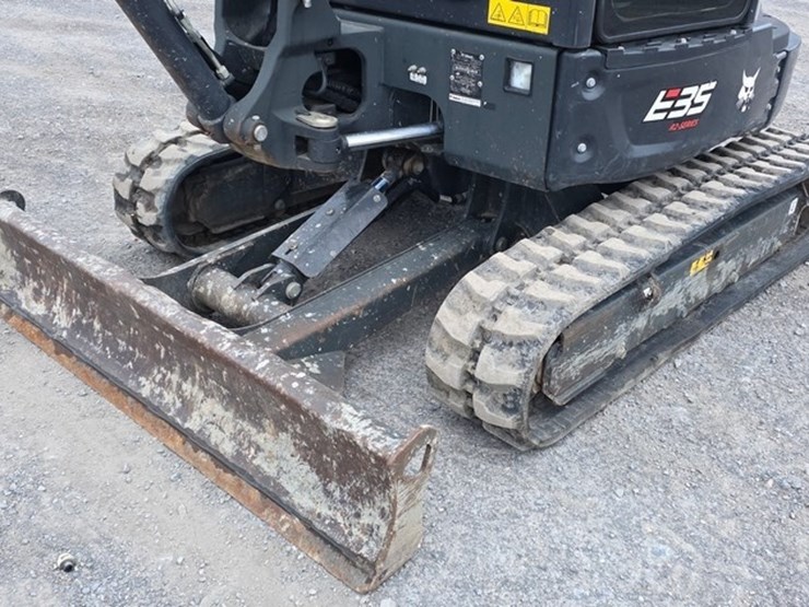 2022-bobcat-e35i-image-11