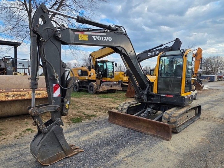 2008-volvo-ecr88-image-1