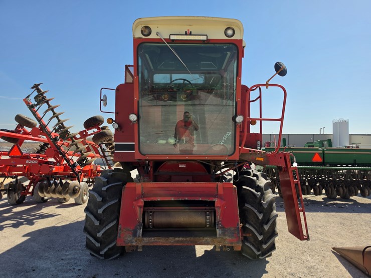 1983-international-1420-image-2