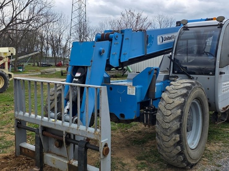 2011-genie-gth844-image-7