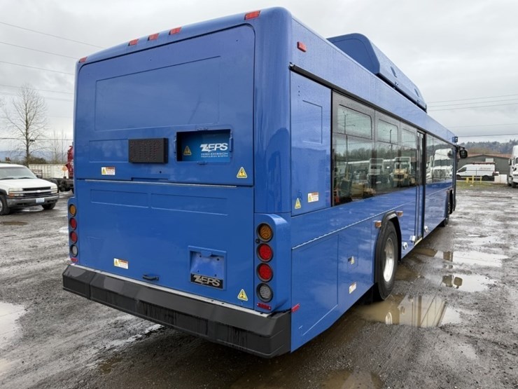 2012-gillig-40'-electric-transit-bus-image-4
