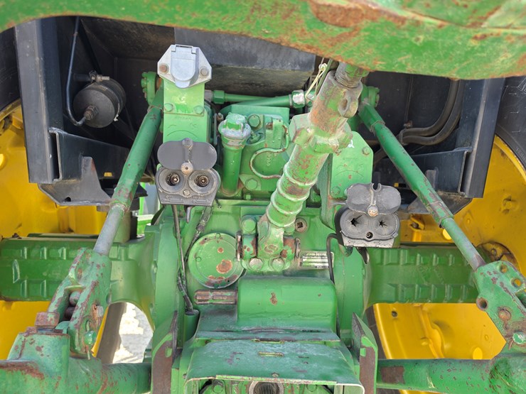1984-john-deere-4050-image-15