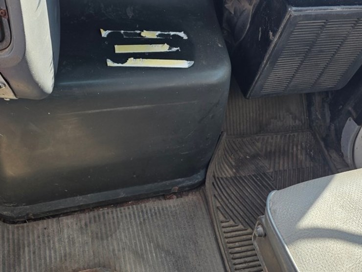 1991-ford-l9000-image-65