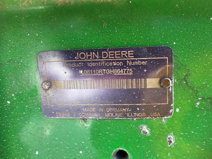 2016-john-deere-6110r-image-21