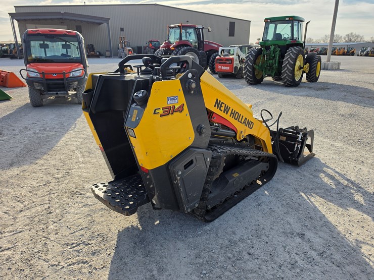 2024-new-holland-c314-image-15