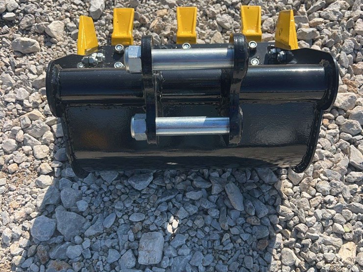 sdlanch-mini-excavator-bucket-image-2