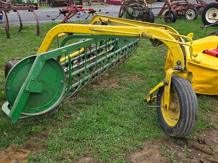 john-deere-640-image-1