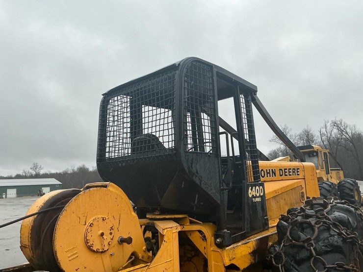 1989-john-deere-640d-image-37