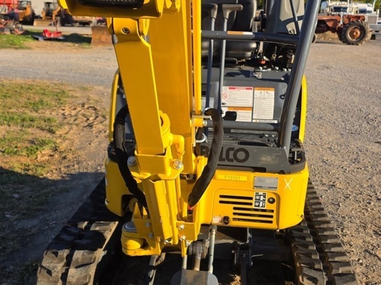 2022-kobelco-sk17sr-image-31