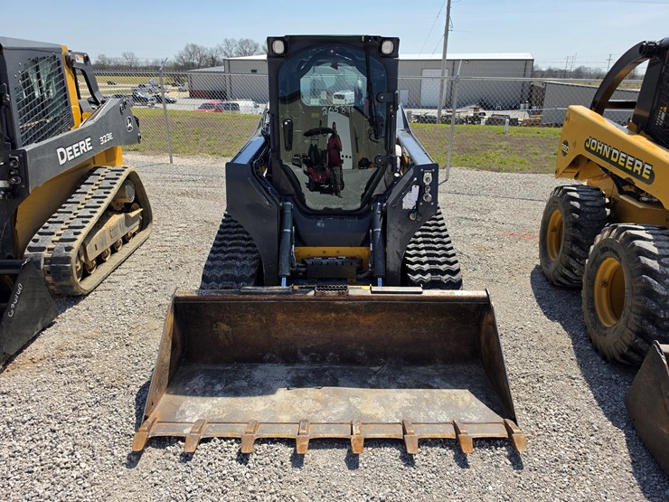 2023-deere-325g-image-2