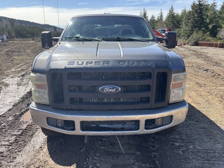 2008-ford-f250-xl-image-8