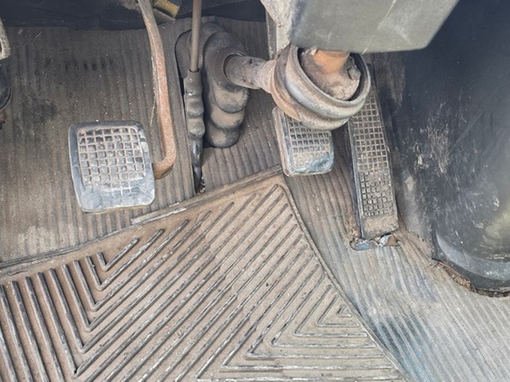 1991-ford-l9000-image-63