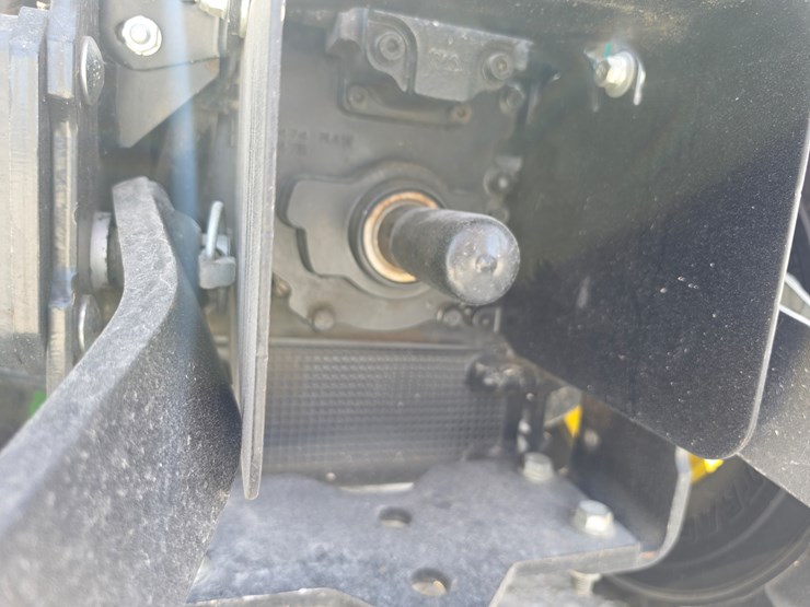 2018-john-deere-1023e-image-18