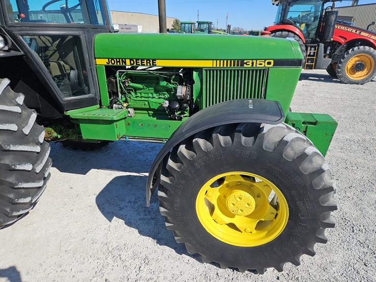 1986-john-deere-3150-image-3