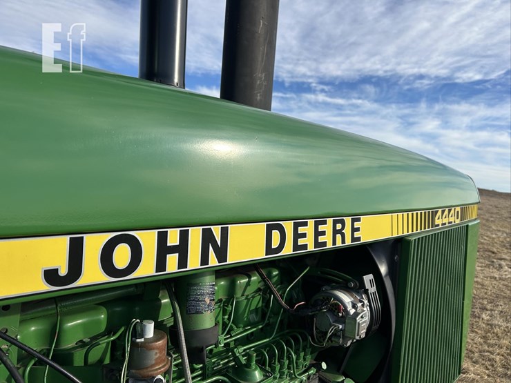 john-deere-4440-image-21