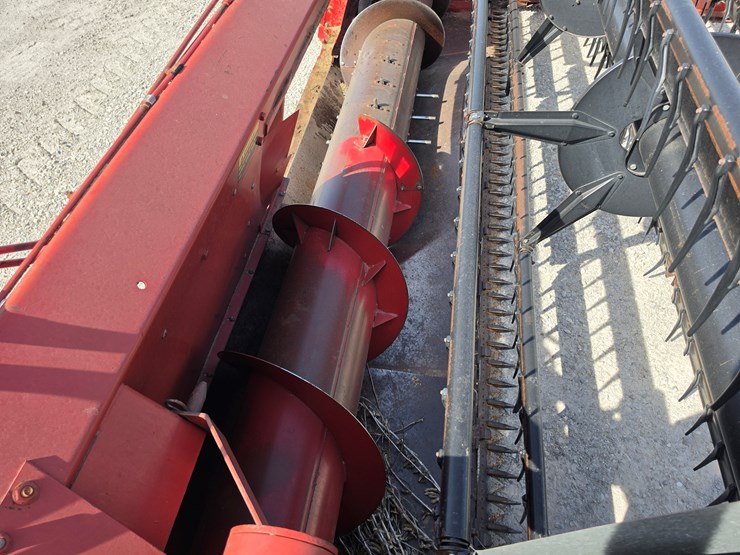 international-820-image-3