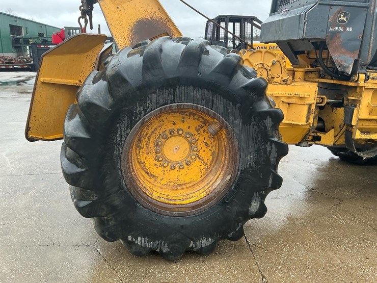 2012-deere-648-image-51