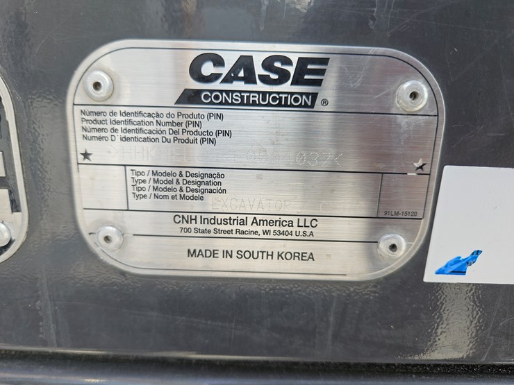 2019-case-cx37c-image-8