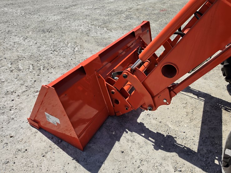 2022-kubota-m5-111-image-24