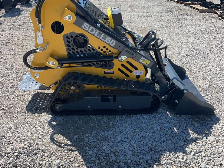 2026-sdlanch-dll60-mini-skid-steer-image-5