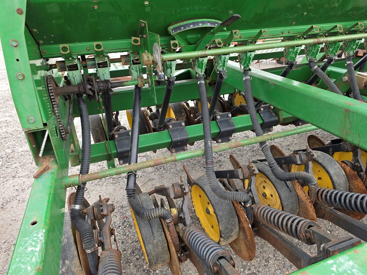 1990-john-deere-750-image-5