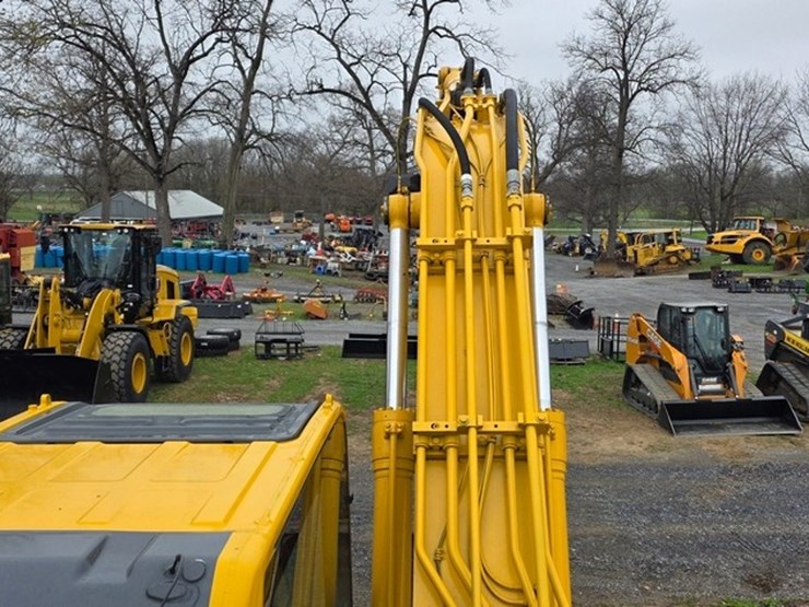 2012-komatsu-pc200-lc-8-image-70