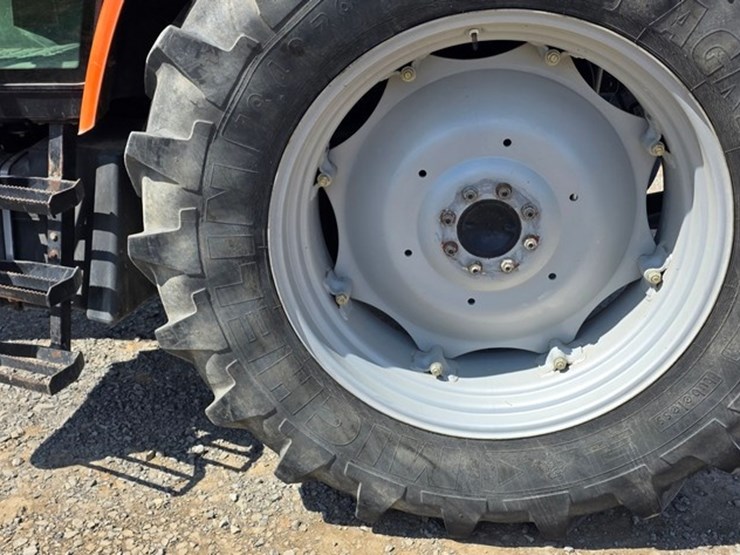 2005-agco-lt75-image-14