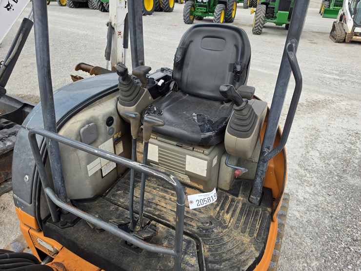 2006-case-cx36b-zts-image-8