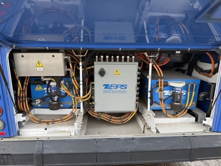 2012-gillig-40'-electric-transit-bus-image-13