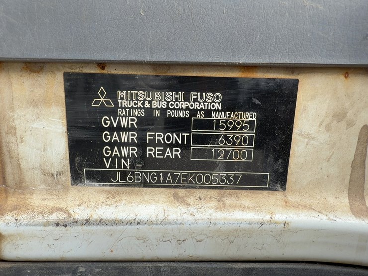 2014-mitsubishi-fuso-fe160-image-22