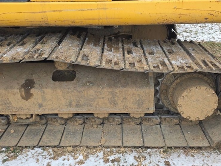 2012-deere-200d-lc-image-32