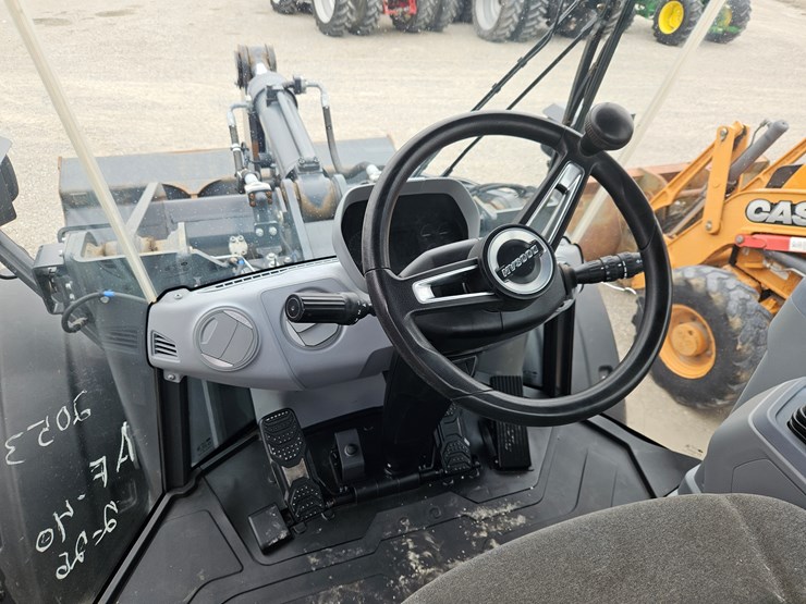 2023-develon-dl220-7-image-13