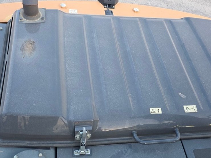 2022-case-cx250d-image-69