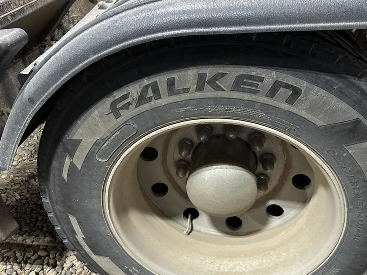 1996-kenworth-t600-image-18