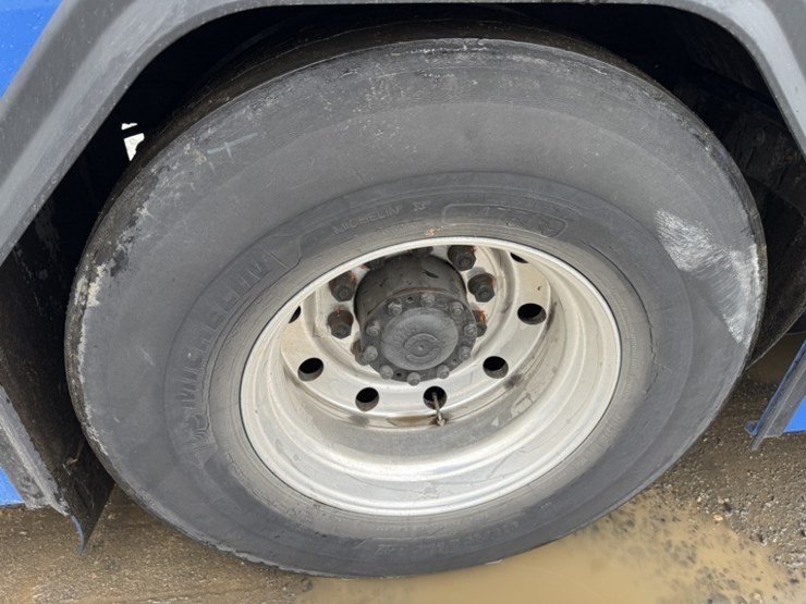 2012-gillig-40'-electric-transit-bus-image-11