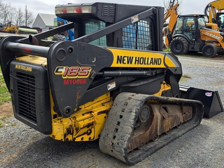 2010-new-holland-c185-image-4