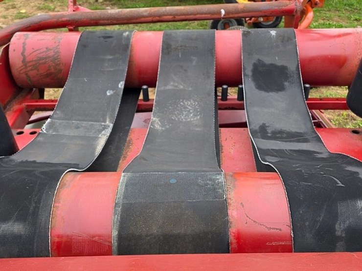 new-holland-b37p-image-17